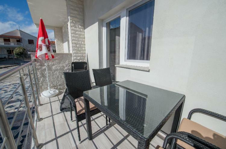 Noah Apartamento Vodice Exterior foto
